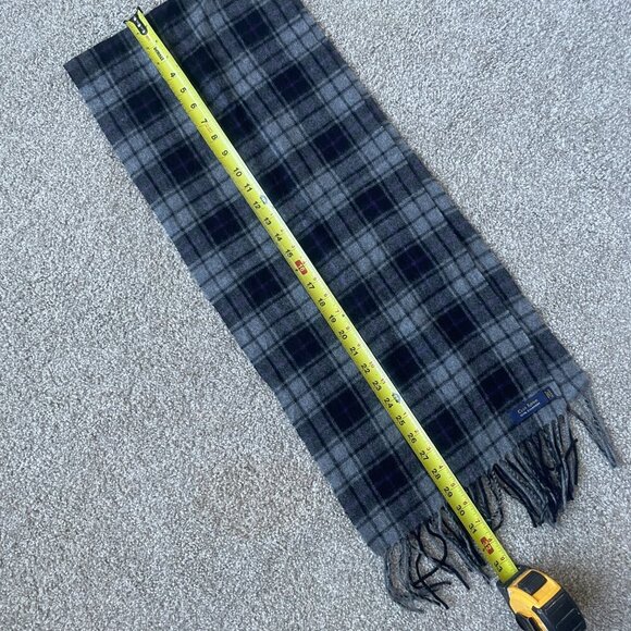Club Room 100% Cashmere Grey Plaid Scarf - Picture 6 of 6
